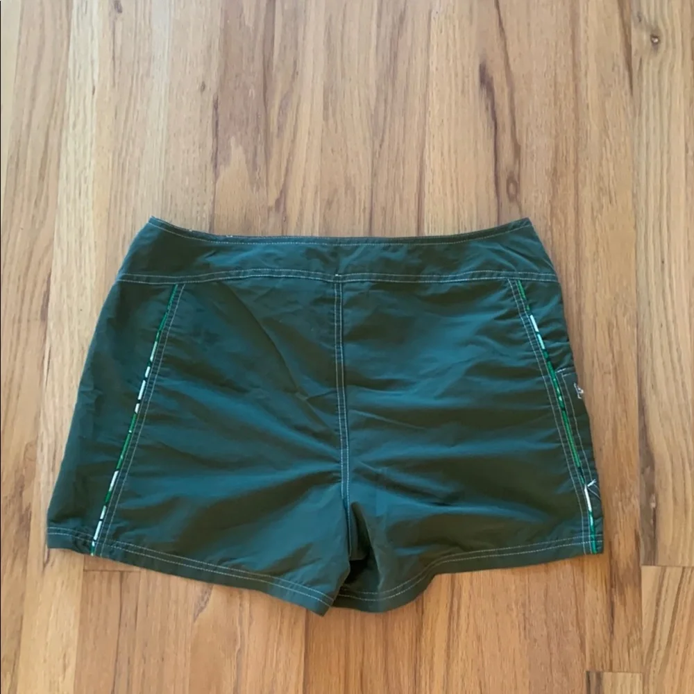 Green Women's board Shorts Oxide brand - Picture 4 of 8